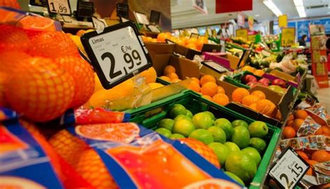 Los supermercados podrán bajar el precio de productos perecederos sin