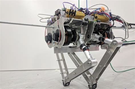 Meet Baleka Africas First Two Legged Robot Uct News