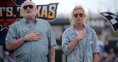 Rachel Bradshaws Music — Duet With Dad Terry Bradshaw Exclusive