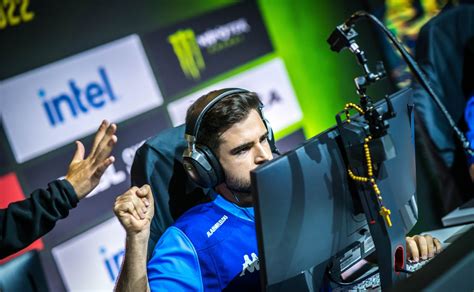 Movistar Riders Faz Top 4 Na Cct Central Europe Malta Finals 1