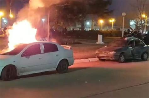 Brutal agresión policial a un jubilado hubo pueblada tiros y un auto