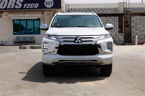 New Mitsubishi Montero Sport 2023 (1512008) | YallaMotor.com