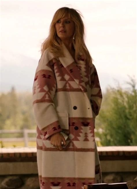 Kelly Reilly Yellowstone S05 Pink Printed Coat Yellowstone Jackets