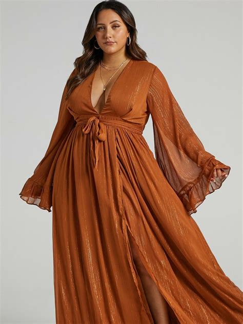 The 37 Best Fall Wedding Guest Dresses Sleeves Outdoor Formal