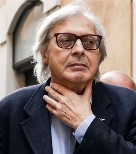 Vittorio Sgarbi E Morgan Lite Pesante Sulla Chat Di Whattsapp