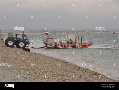 Rnli Inshore Lifeboat Recovery Stock Photo Alamy