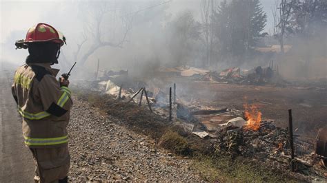 Incendio forestal en Curacaví ha consumido 120 hectáreas