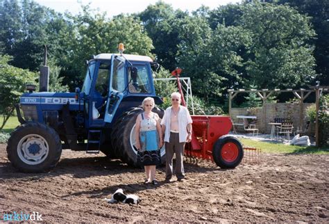 Arkiv Dk Gudrun Og Erik Poulstrup Houvej Ster Hassing