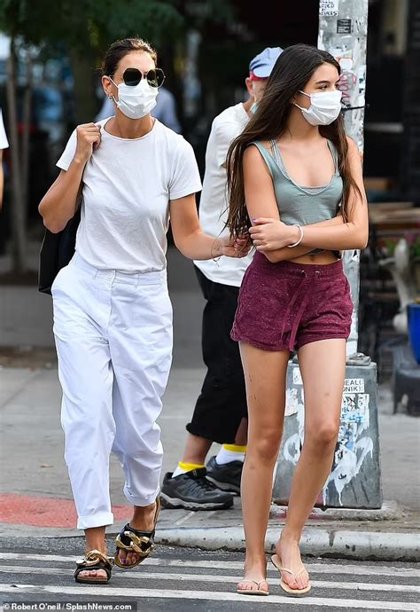 Katie Holmes Suri Cruise Brave The Summer Heat While Out For Dinner