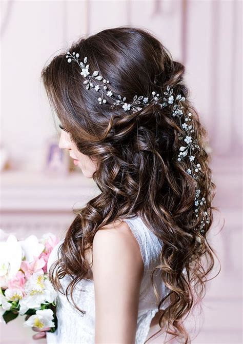 12 Gorgeous Hairstyles For Gown Dress You Should Try Social Ornament