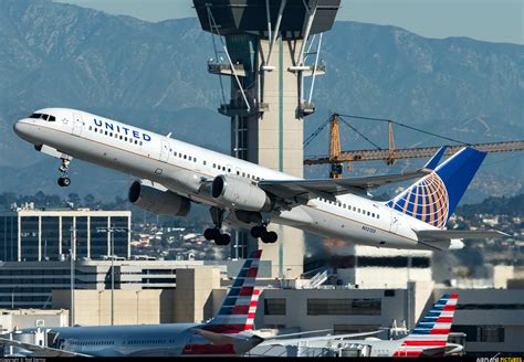 N12125 United Airlines Boeing 757 200 At Los Angeles Intl Photo ID