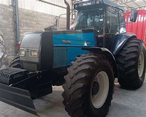 Tractor Valtra BH 180 Año 2004 Agroads