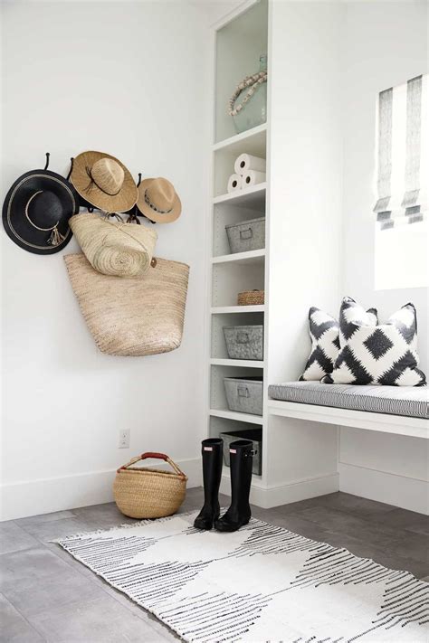 20 Best Storage Ideas for Small Spaces