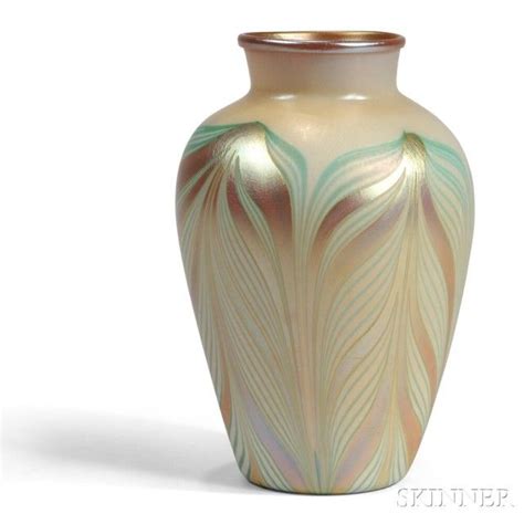 Kew Blas Pulled Feather Vase Sale Number 2830b Lot Number 112 Skinner Auctioneers Vase