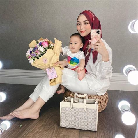 Inspirasi Ootd Hijab Merah Putih Rayakan 17 Agustus Kemerdekaan