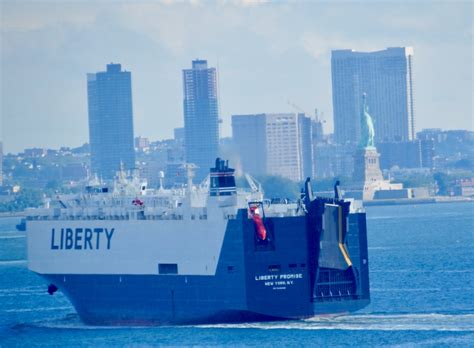 Statue Of Liberty Tugster A Waterblog