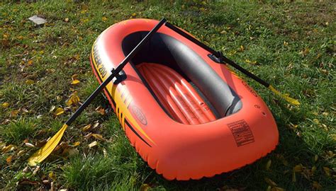 Надувная лодка Explorer 200