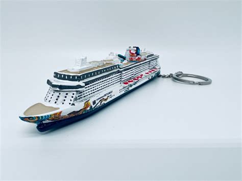 NEW Norwegian GETAWAY Cruise Ship Replica Model Keychain Ornament NCL