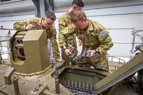 El Ej Rcito Australiano Refina El Dise O De Sus Nuevos Veh Culos De