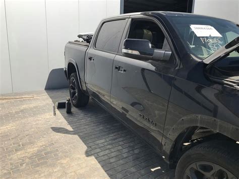 DODGE RAM 2019 2022 DRZWI TYŁ TYLNE PRAWE 11996321891 oficjalne