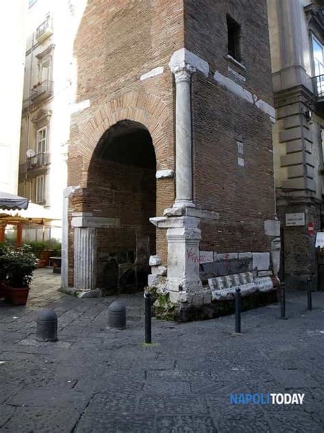 Napoli Esoterica Viaggio Nei Misteri Velati Del Centro Antico Tra