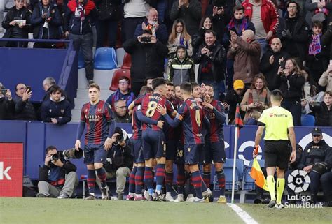 Levante Burgos Horario D Nde Ver En Tv Y Online El Partido De