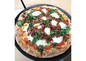 3 Best Pizza Places in Ann Arbor, MI - Expert Recommendations