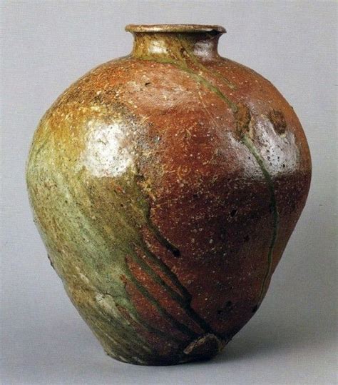 Pin By Lulu H On Vessels Japanese Pottery Ceramic Pottery Japanese