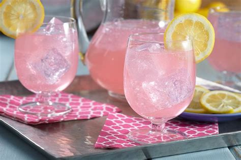 Blend Cranberry Juice Pink Lemonade Drink Mix And Lemon Y Sparkling