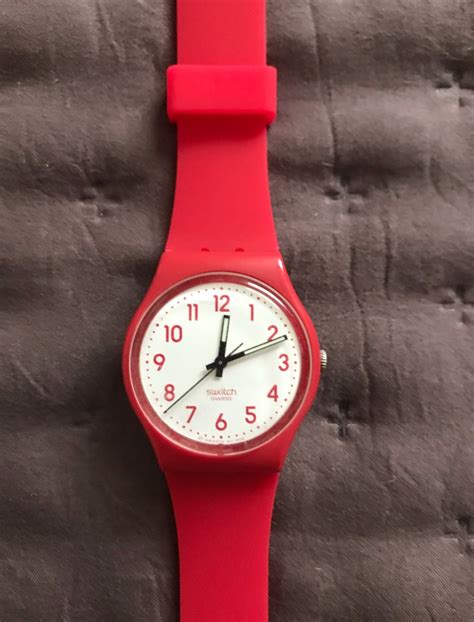 Relógio Swatch Vermelho Relógio Feminino Swatch Usado 80486125 enjoei