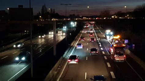 FAITS DIVERS Metz Nord perte de contrôle sur lA31 un motard