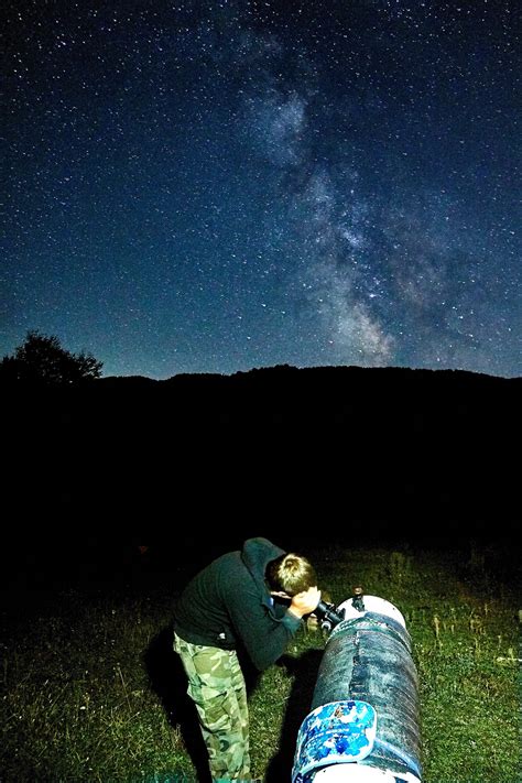 Как находить небесные объекты по звездными картам Stellarium при помощи ...