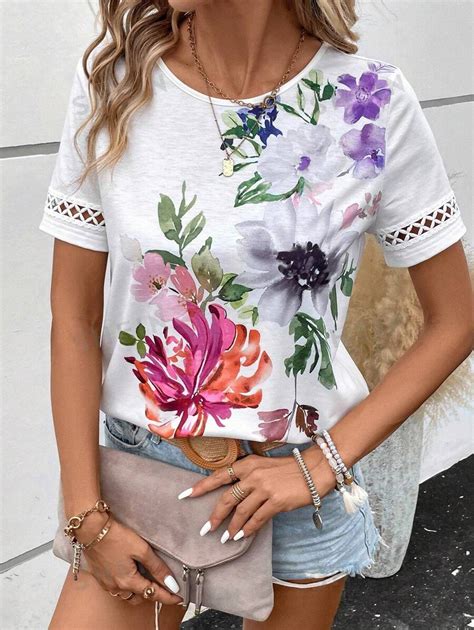 SHEIN LUNE Camiseta Con Estampado Floral Con Encaje En Contraste Moda