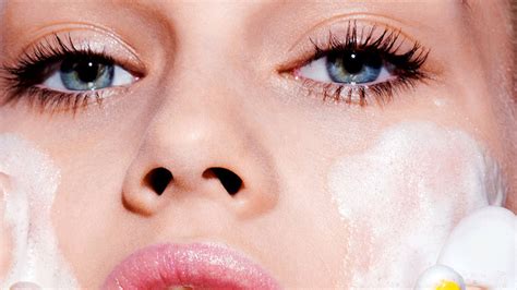 How To Wash Your Face Properly Tips And Tricks From Dermatologists