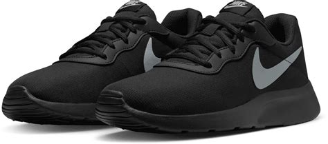 Nike Wmns Tanjun Refine På