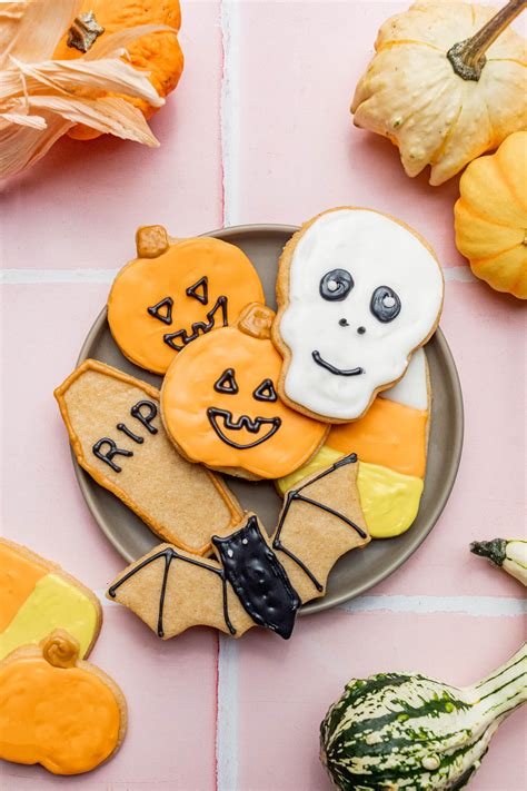 Halloween Sugar Cookies - The Baked Collective