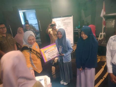 Bunda Literasi Gorontalo Hadiri Puncak Lomba Kartun Literasi Arpus