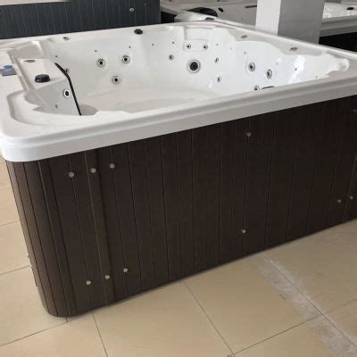China Tr Freestanding 7 Person Outdoor Whirlpool Sex Body Massage Round Hot Tub SPA China SPA