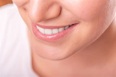 Comment Blanchir Des Dents Naturellement