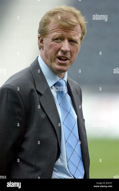 STEVE MCCLAREN MIDDLESBROUGH FC MANAGER KC STADIUM HULL ENGLAND 26 July ...