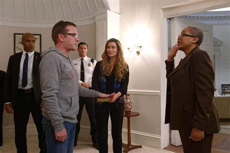 Designated Survivor Series Premiere Recap And Review