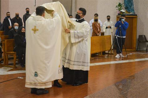 Ordinazione Presbiterale Del Diacono Don Roberto Pavone Diocesi Di