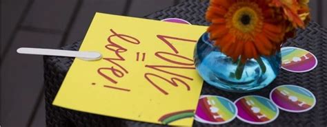 Youtuber Revela Que Gay E Irm O Mais Novo Tem A Melhor Rea O Poss Vel Estad O