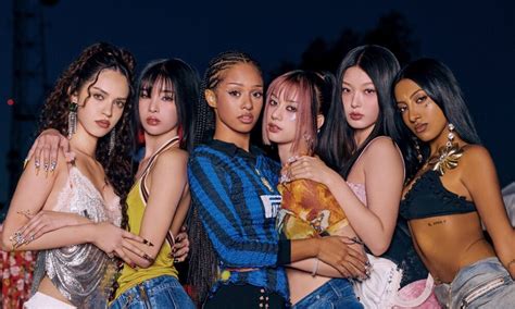 Aishwarya Rai Hot Unseen Bikini Pics Fashion Herald Top Fashion Lifestyle Curator Delhi