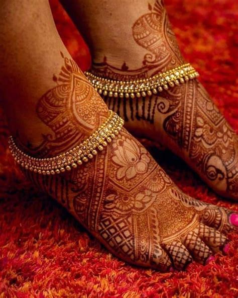 Gorgeous Gold Anklet Designs For The South Indian Bride Payal Designs