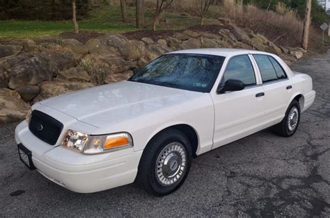 For Sale 2002 Ford Crown Victoria Police Interceptor P71 White 4 6l