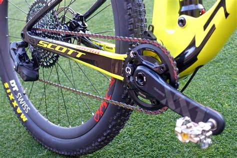 As Novas Bikes Scott Spark Rc De Nino Schurter E Kate Courtney