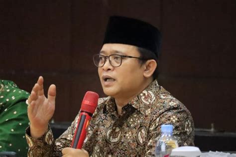 Petugas Haji Diingatkan Luruskan Niat Dan Wakafkan Diri Untuk Layani Jemaah