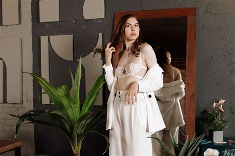 Suits Me AliceXO MetArtX MetArtX Suits Me AliceXO Medium Porn Pic