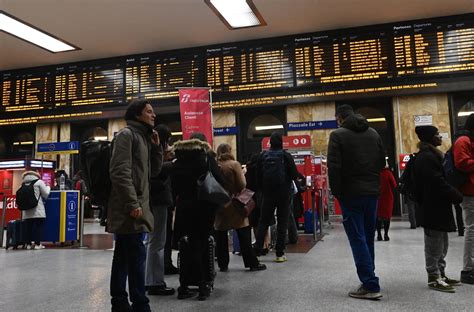 Sciopero Treni Oggi I Convogli Garantiti Da Trenitalia E I Motivi